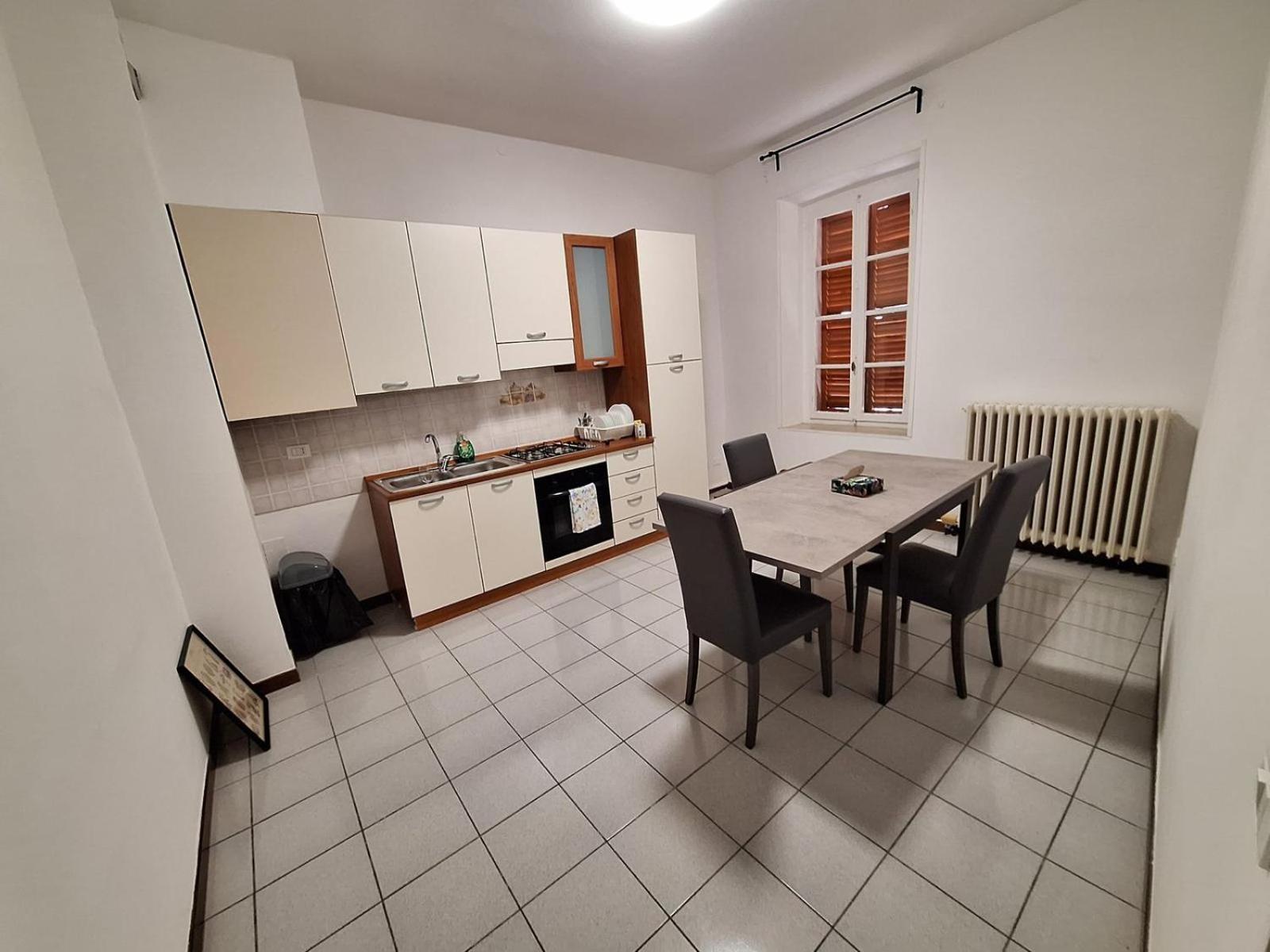 Fiore Apartments Фьоренцуола-д'Арда Экстерьер фото